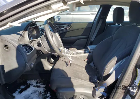 2015 Chrysler 200 Limited из США, поврежденный, VIN 1C3CCCAB7FN721129